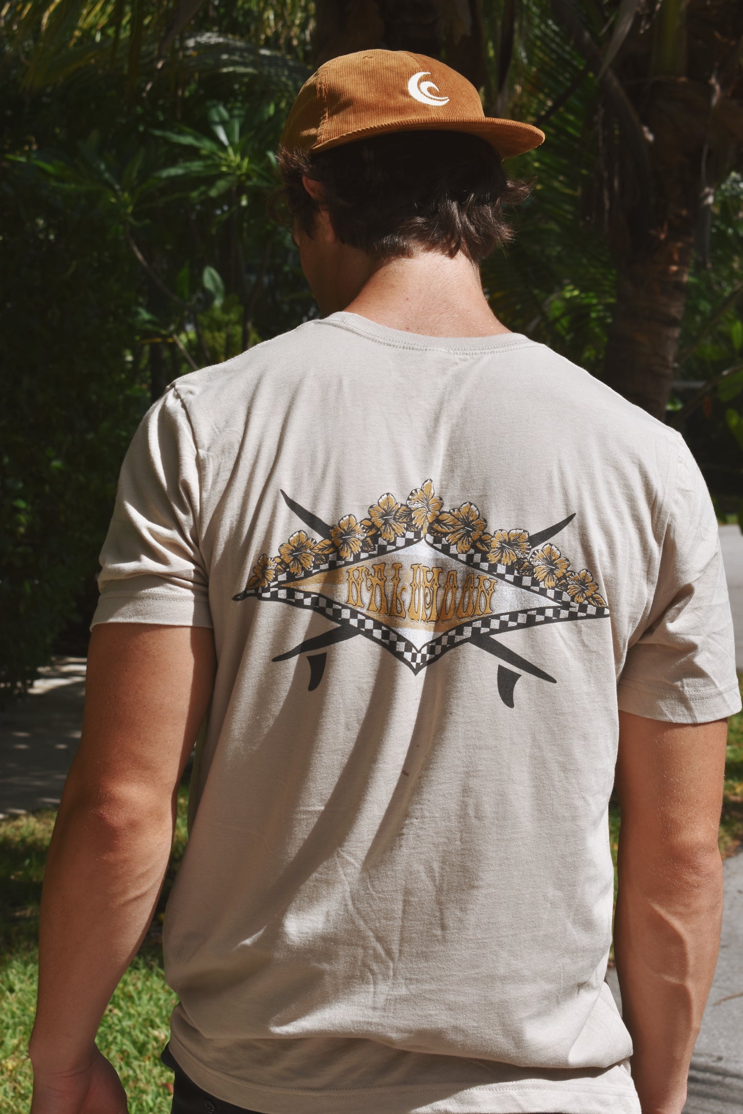 Surfboard Diamond Tee